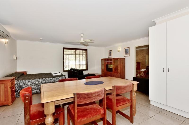 Travellers Rest Motel Mundaring Extérieur photo