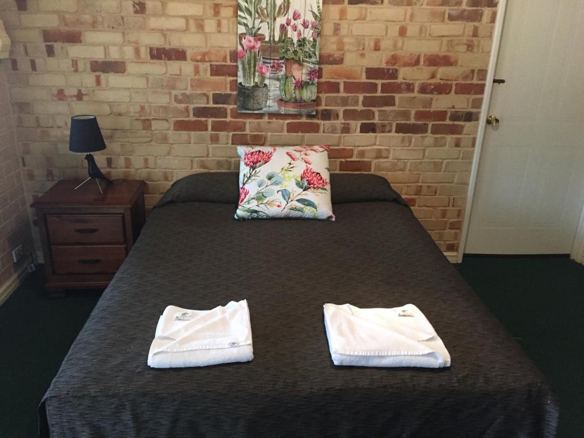 Travellers Rest Motel Mundaring Extérieur photo