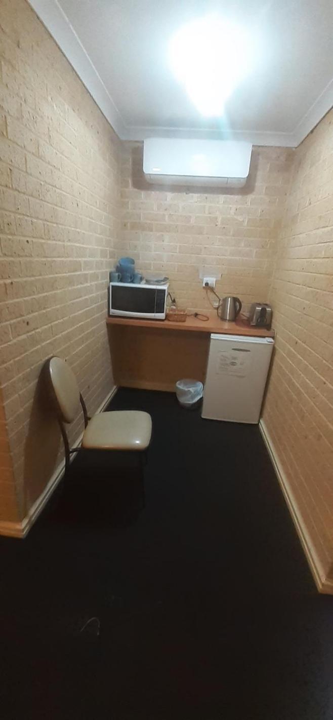 Travellers Rest Motel Mundaring Extérieur photo