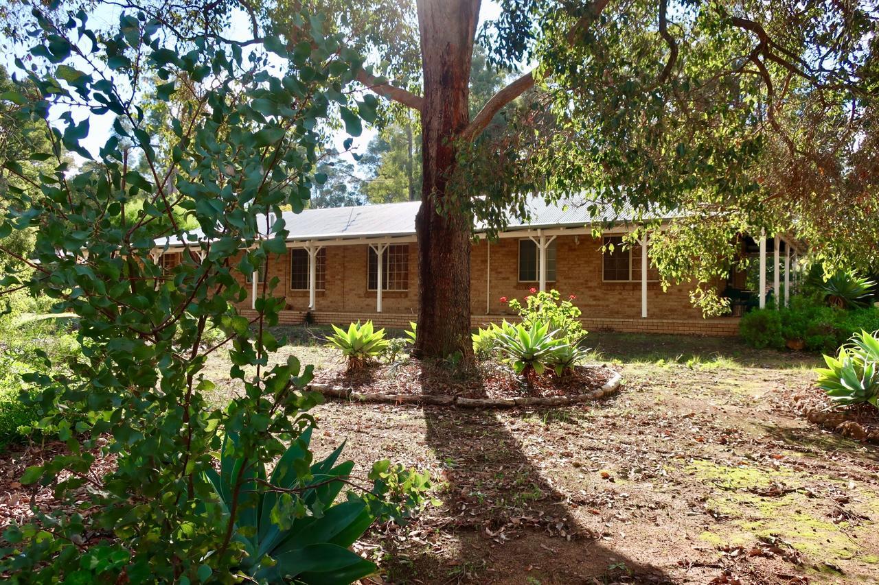Travellers Rest Motel Mundaring Extérieur photo
